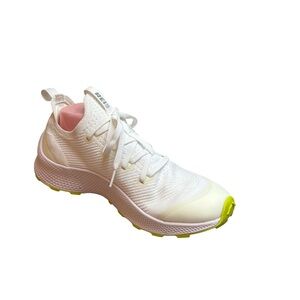 Rei Co-Op TrailBed Bloom Women's White and Neon Green Athletic Shoes